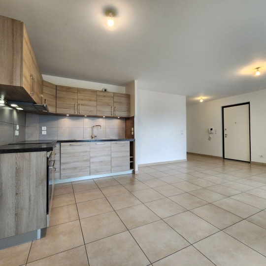  Annonces LACLEMAN : Appartement | SAINT-JULIEN-EN-GENEVOIS (74160) | 70 m2 | 1 381 € 